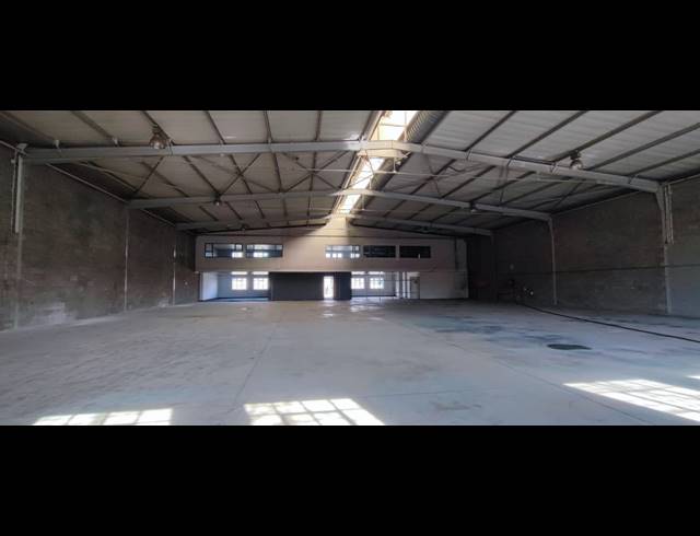 1,033M² WAREHOUSE TO LET IN SAMRAND BUSINESS PARK